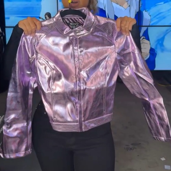NWT Dolls Kill Generation KISS DRAMA MOTO JACKET Metallic Vegan Leather Pink Med - Picture 4 of 13